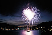 Feuerwerk über dem Tegernsee (Foto: Tegernseer Tal Tourismus GmbH)